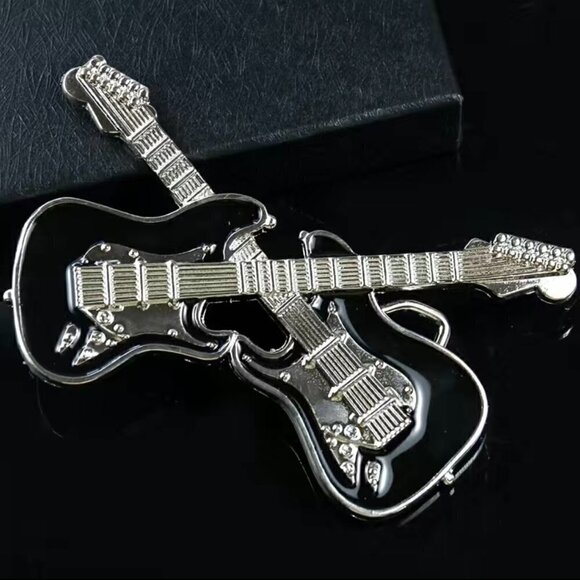 Double Guitar Rocker Belt Buckle - Picture 8 of 8